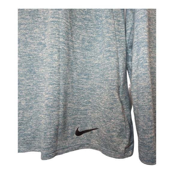 Nike Dri-Fit long sleeve hoodie.  Size XL - Picture 2 of 4